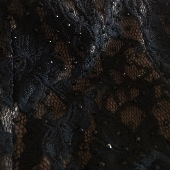 BLACK LACE PROM DRESS WITH TAN UNDERLAY - Picture 5 of 6